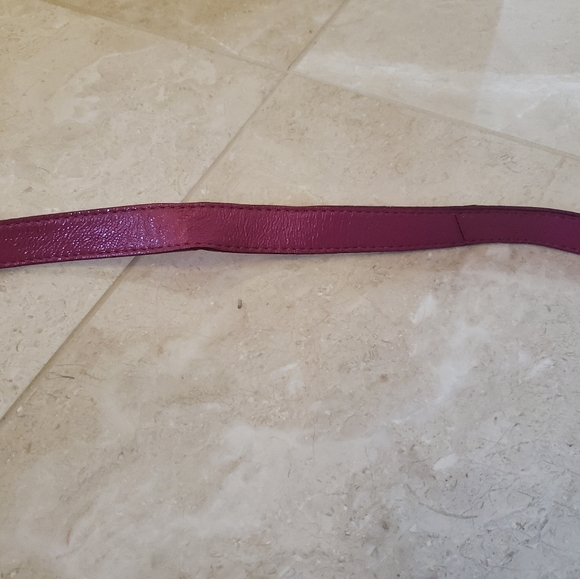 COLE HAAN FLAP PATENT RASPBERRY CROSSBODY / MESSENGER - Picture 9 of 15